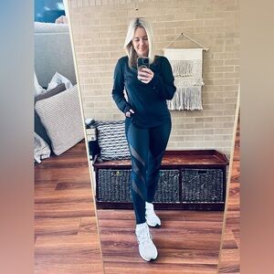 Under Armour Black Long Sleeve Quarter-Zip Performance Top